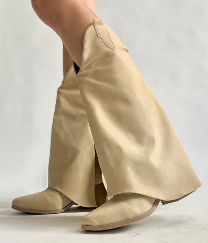 Bota con capa color arena | Celina Arena